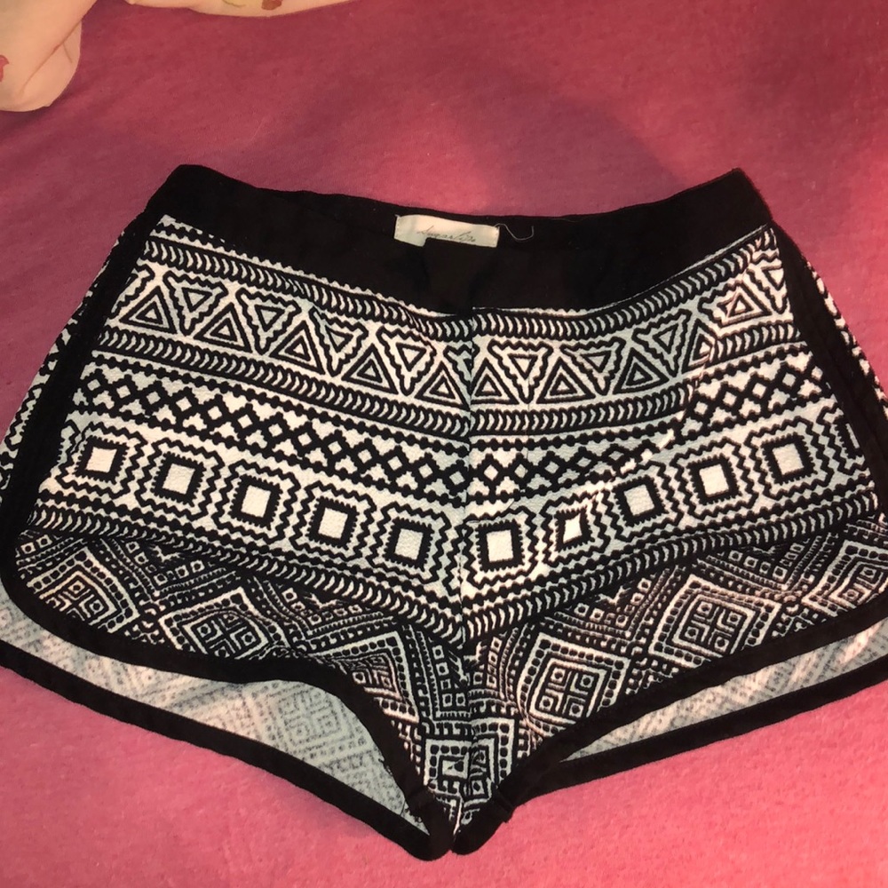 Patterned shorts